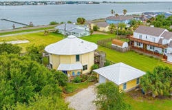 1722 Sorenson Dr., ROCKPORT, TX 78382