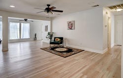 250 Shelley LN, San Marcos, TX 78666