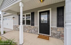 226 Breakwater Drive, Sneads Ferry, NC 28460