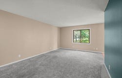 5 Crusader Avenue E, West Saint Paul, MN 55118