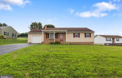 186 SKYLITE DRIVE, HANOVER, PA 17331