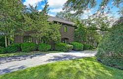 107 Stirrup Lane, Burr Ridge, IL 60527