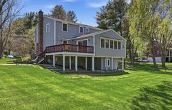 4 Meadowbrook Rd, Acton, MA 01720