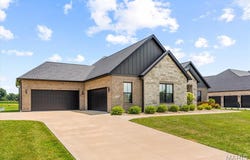 3828 Tanzanite Trail, Edwardsville, IL 62025