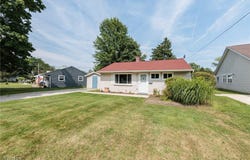 738 Spruce Street, Medina, OH 44256