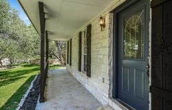 519 Cowal DR S, Spicewood, TX 78669