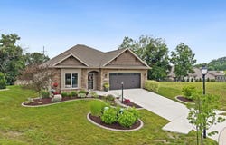 844 Songbird Court, Fort Wayne, IN 46825