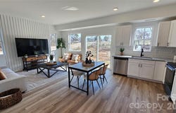 2910 21st street Lane NE, Hickory, NC 28601