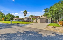 205 S Lang Avenue, Long Beach, MS 39560