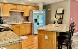 2060 SUNNYSIDE Avenue, Burlington, IA 52601