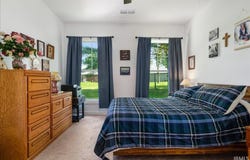 106 W Raider Court, Huntingburg, IN 47542