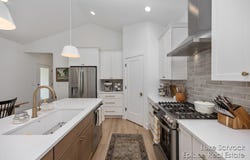 3240 MIDLAND Drive SE, Grand Rapids, MI 49546