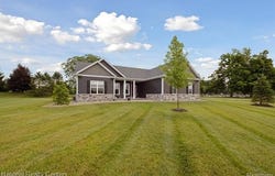 4506 Emerald Valley Loop, Fowlerville, MI 48836