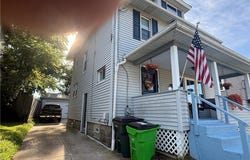 203 24th Street NW, Barberton, OH 44203