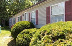 51303 America, Belleville, MI 48111