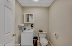 214 George Street, Throop, PA 18512