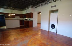420 S 6th Avenue, Tucson, AZ 85701