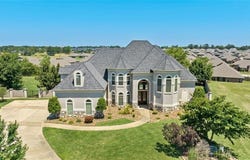 11896 Lakenheath  DR, Bentonville, AR 72712