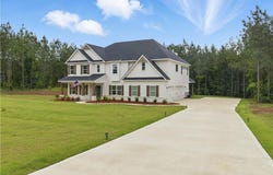 492 Mulberry Crossing Drive, Cataula, GA 31804