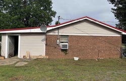 135 Willoughby Drive, New Hope, AL 35760