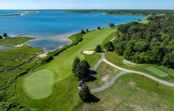 7 Overview Lane, Oak Bluffs, MA 02557