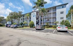900 SW 125th Way 212, Pembroke Pines, FL 33027