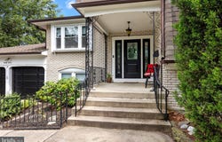 27 KAREN DRIVE, CHERRY HILL, NJ 08003