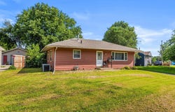 1206 Cole Place, Urbana, IL 61801