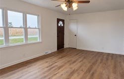 13065 N Bradford Road NE, Palmyra, IN 47164