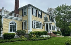 21 Greybirch Rd, Andover, MA 01810