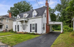 15 E GRANT STREET, WOODSTOWN, NJ 08098