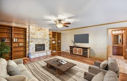 526 N 3rd Avenue, Des Plaines, IL 60016