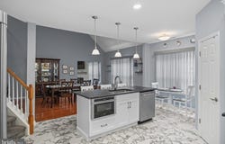 8 MCCAY WAY, DELANCO, NJ 08075