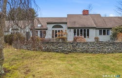 3 Westwood Drive, Waterford, CT 06385