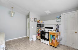 19452 Cedarcreek Street, Canyon Country, CA 91351