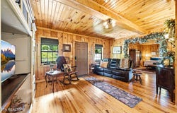 5861 Highway 360, Tellico Plains, TN 37385