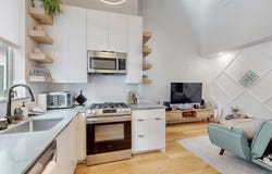 913 Duncan LN, Austin, TX 78705