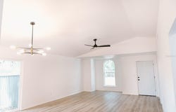 402 BENTON LANE, EUSTIS, FL 32726