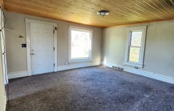 Marshalltown, IA 50158