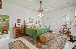 813 W Main Street, Waxahachie, TX 75165