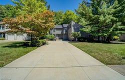 5009 Lansdowne Drive, Solon, OH 44139
