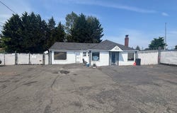 14117 SE MCLOUGHLIN BLVD, Milwaukie, OR 97267
