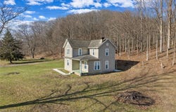 2994 State Route 524, Bergholz, OH 43908