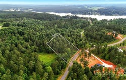 1933 Jumping Run unit: 202, Connelly Springs, NC 28612