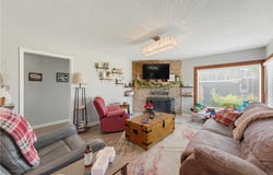 111 S 15th Street, Rogers, AR 72758