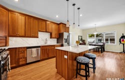 31 Bishop Road, West Hartford, CT 06119
