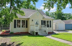 5532 Knox Avenue N, Brooklyn Center, MN 55430