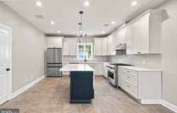 212 INGLESIDE Avenue, PENNINGTON, NJ 08534