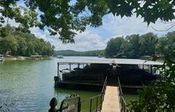 210 Wakefield Drive, Seneca, SC 29678
