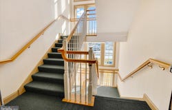 1010 CREST Way, YORK, PA 17403